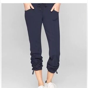 Athleta Metro Slouch Jogger Pant Black Drawstring Women’s size XXS Athletic